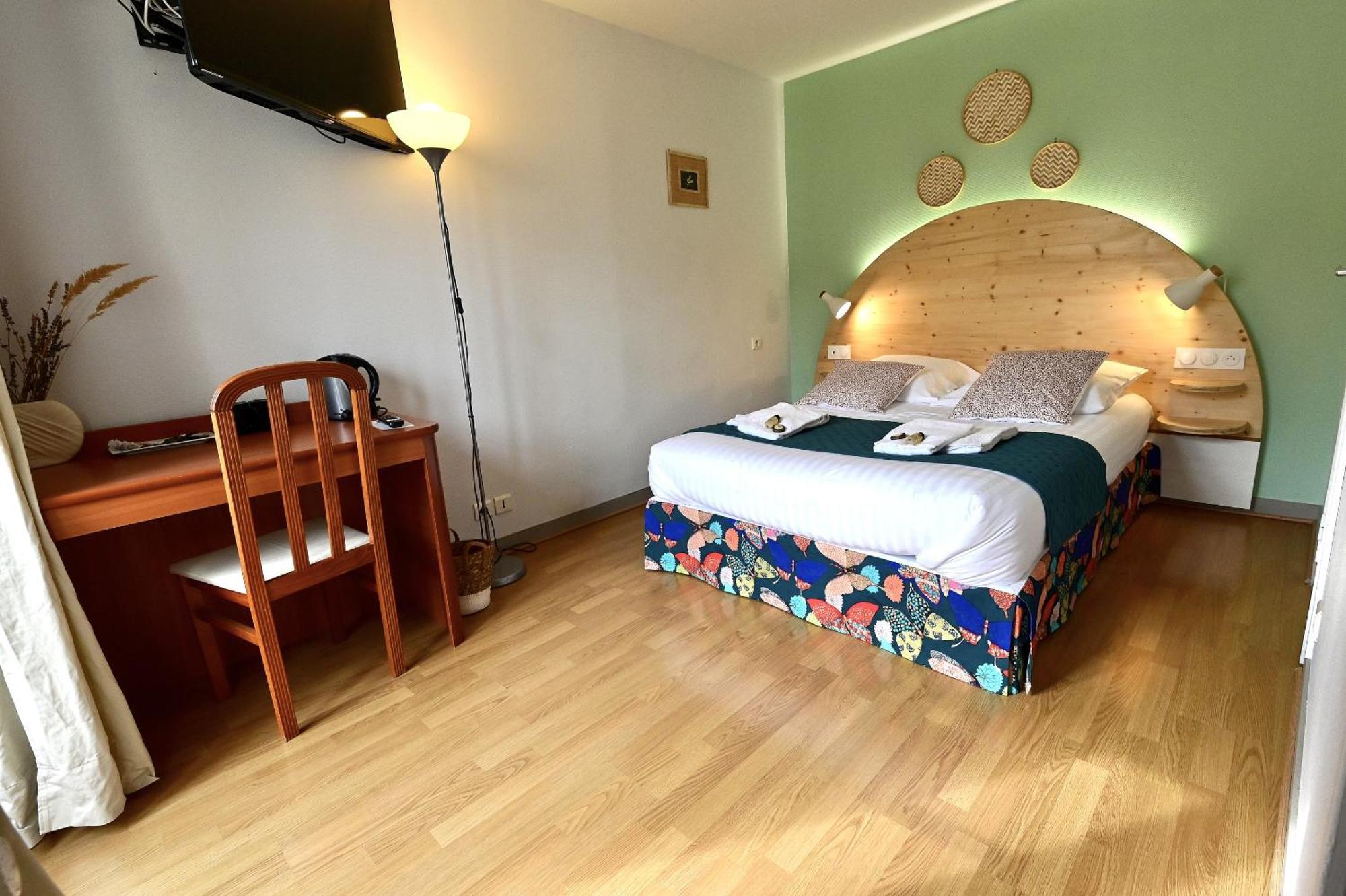 Hotel La Cuisine Des Lulus Montainville  部屋 写真